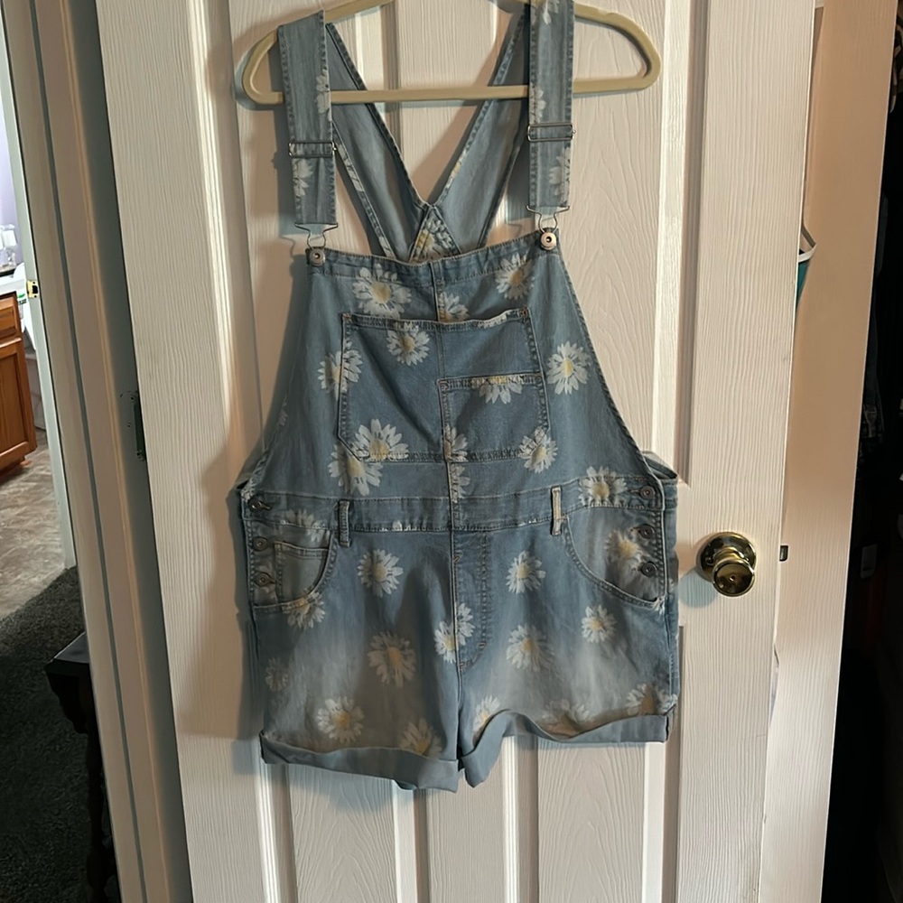No Boundaries Light Blue Daisy Print Women Jeans Overalls